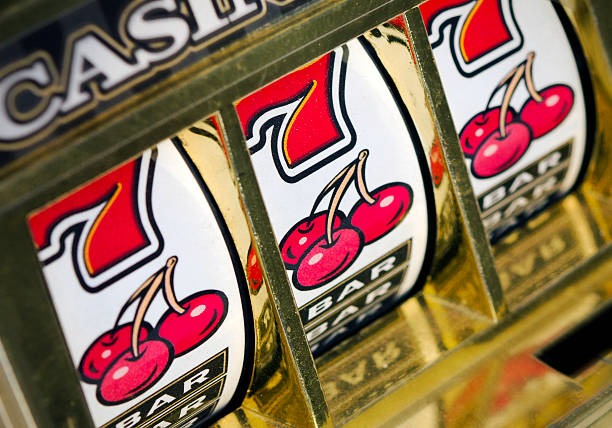 Infinite Blackjack table interface on king88 slot showing bet slip and live dealer feed